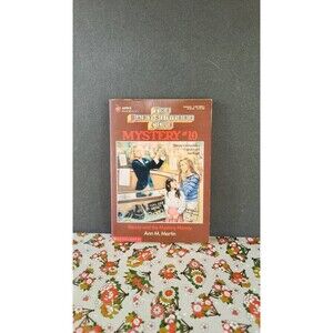 The Babysitters Club, Mystery #10, Stacey and the Mystery Money